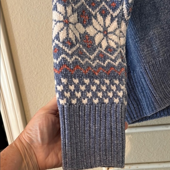 Christian Siriano Blue and White Turtleneck Sweater with Nordic Pattern - Picture 3 of 4